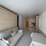 Classy La Caleta アパート アデヘ